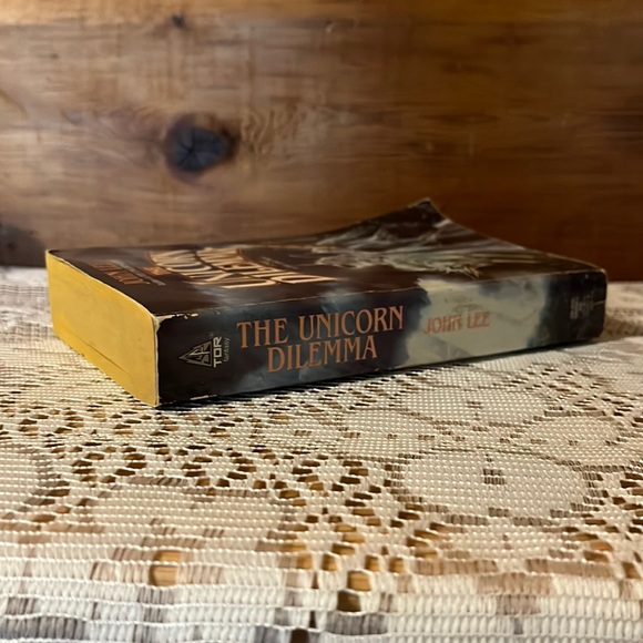 The Unicorn Dilemma, John Lee - Picture 4 of 8